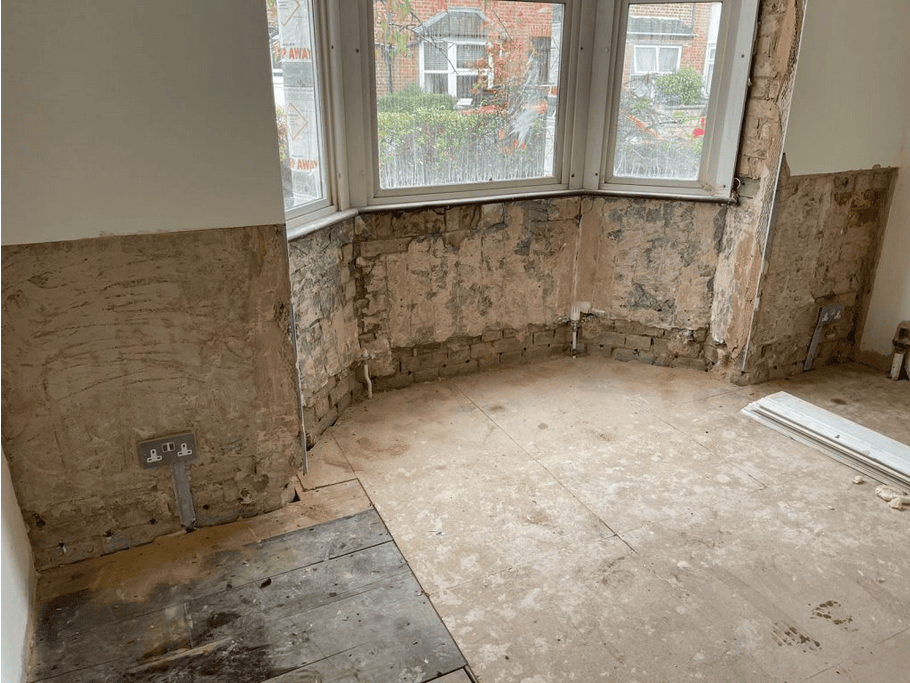 Damp proofing treatment to a wall by Advanced Damp